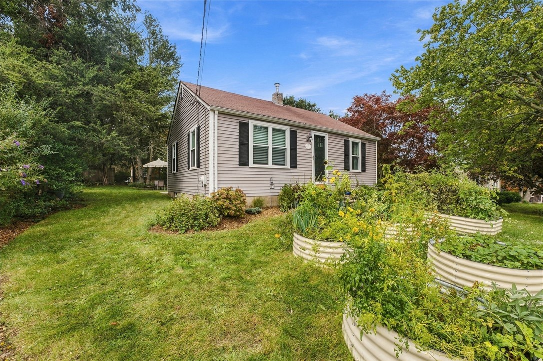 87 Potowomut Road Warwick, RI 02818 - Photo 35 of 38 Gallery Image 35
