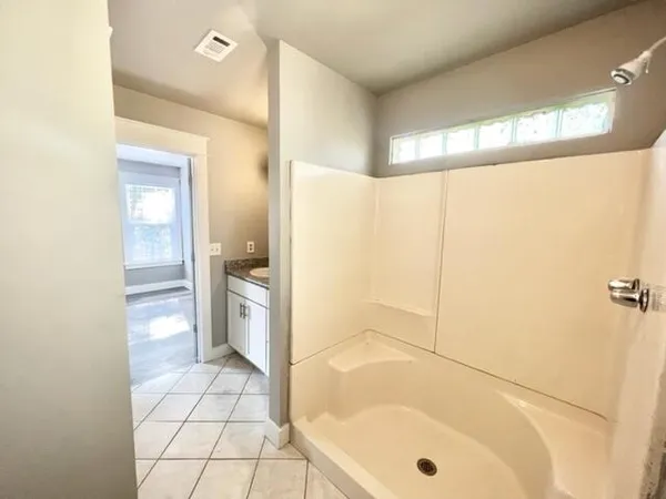 $2,000 | 140 Hickory Loop Drive, Freeport, FL 32439