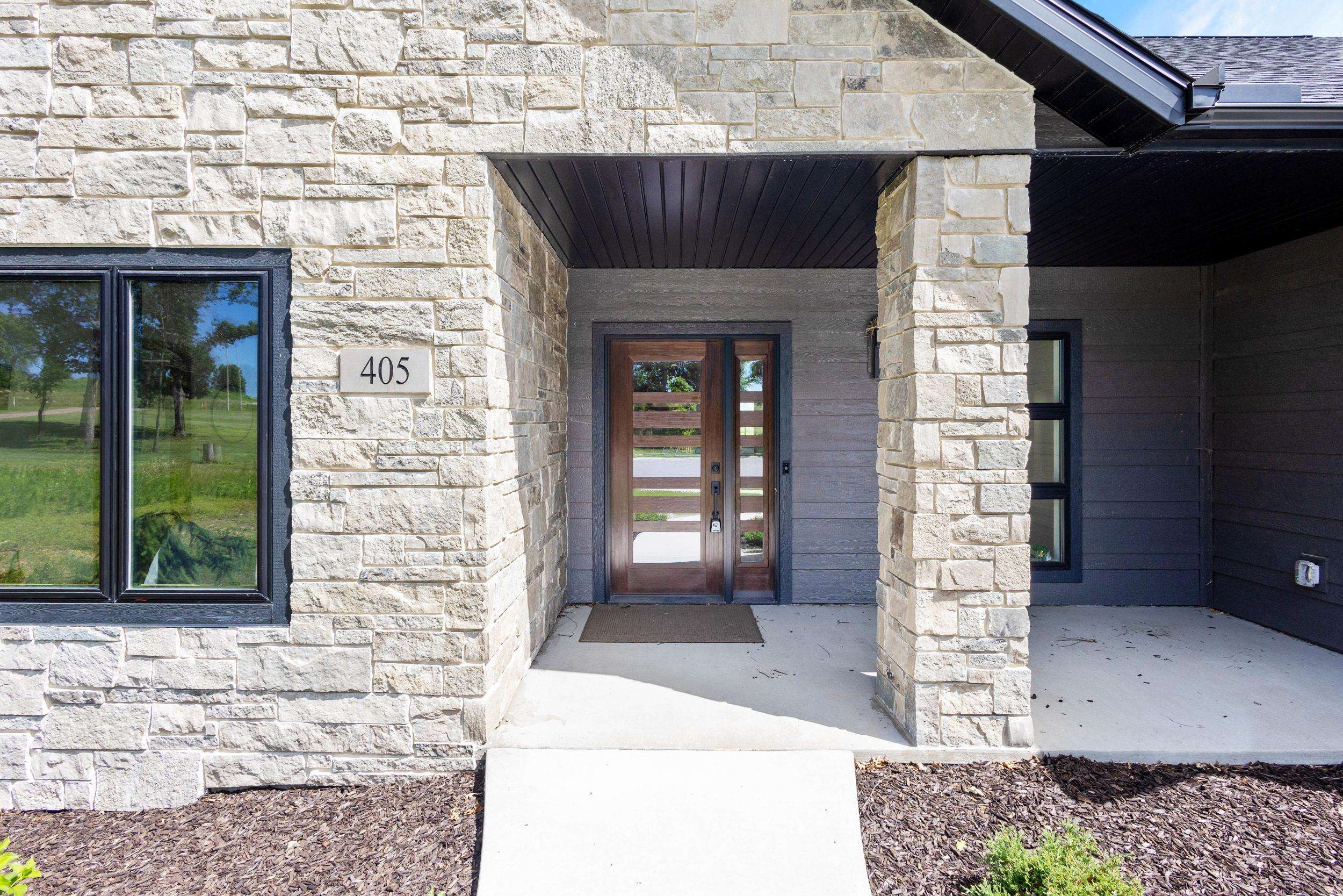 405 Prairie View Portage, WI 53901 - Photo 5 of 77
