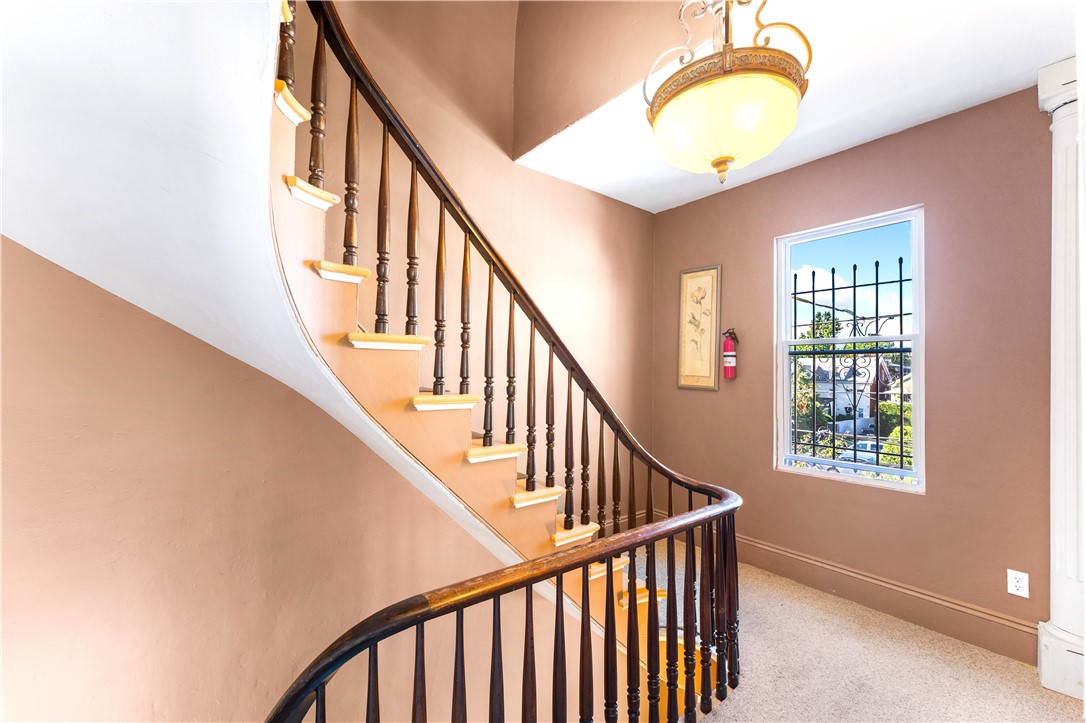 498 Washington Street Providence, RI 02903 - Photo 11 of 24