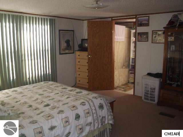 6902 South Coldwater Road Blanchard, MI 49310 - Photo 4 of 7 1768810-3.JPG