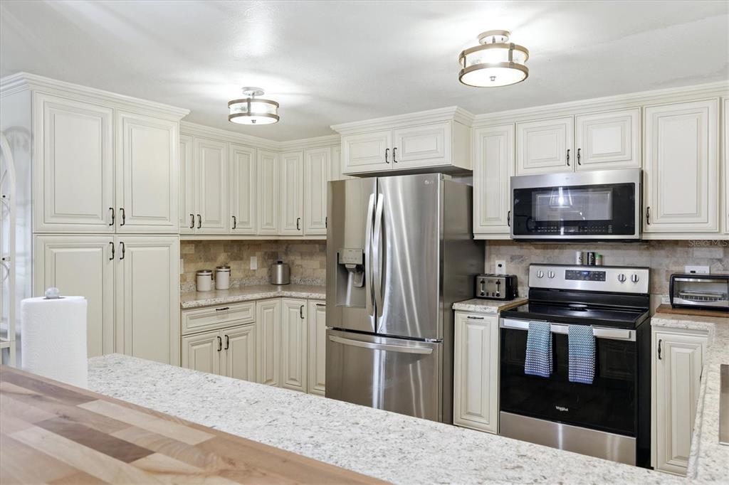 8362 Pelican Road Englewood, FL 34224 - Photo 11 of 24