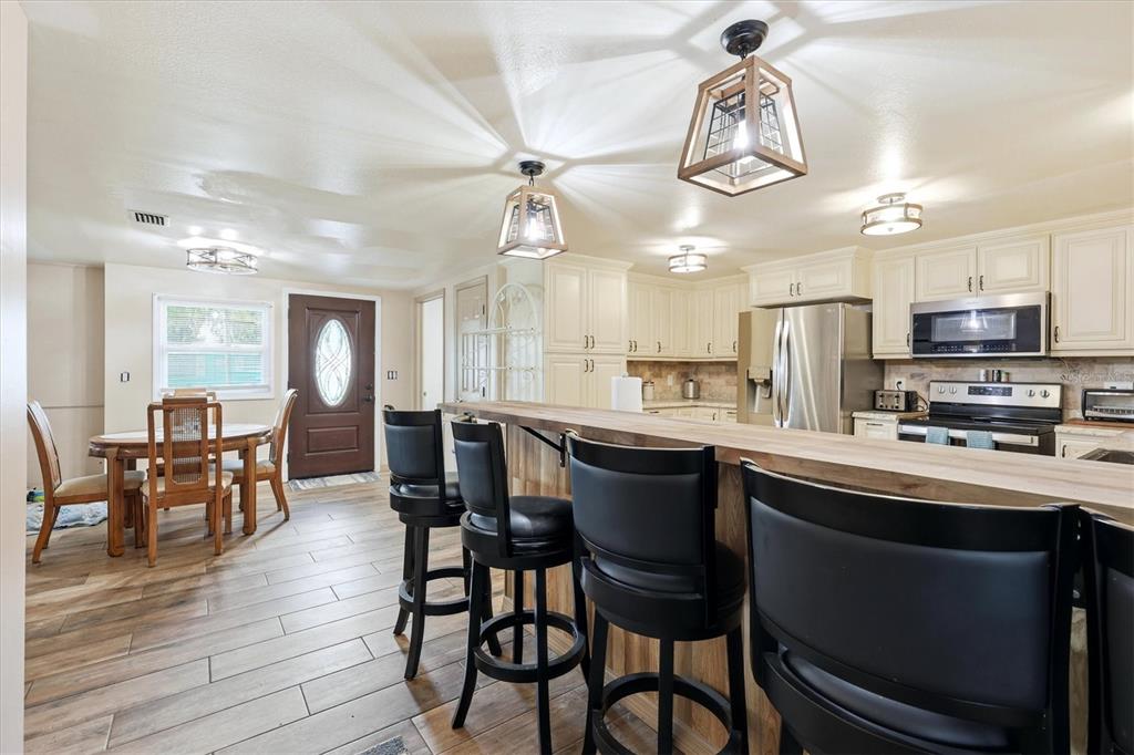 8362 Pelican Road Englewood, FL 34224 - Photo 12 of 24