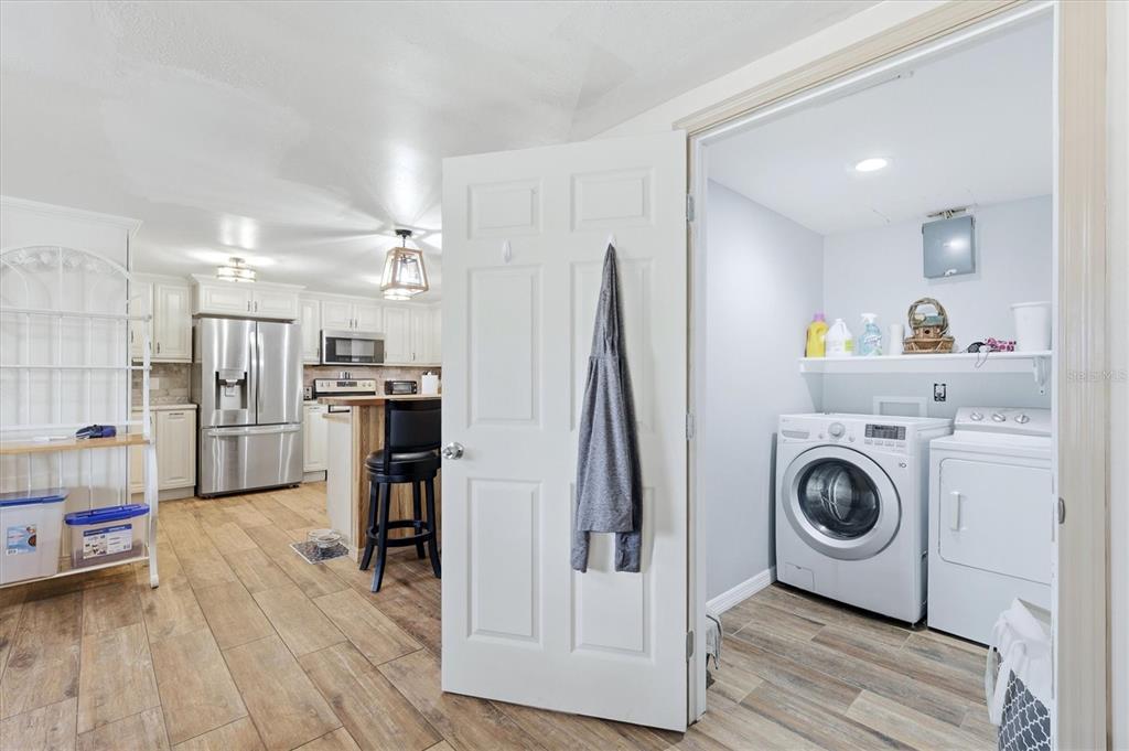 8362 Pelican Road Englewood, FL 34224 - Photo 17 of 24