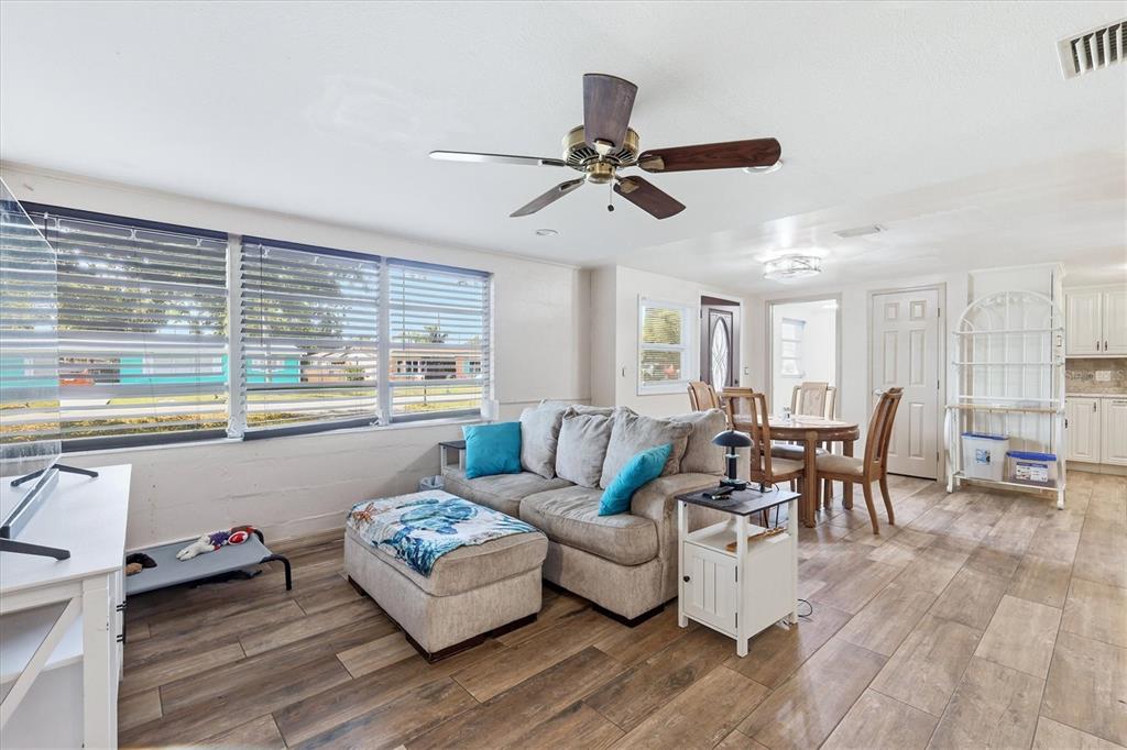 8362 Pelican Road Englewood, FL 34224 - Photo 4 of 24