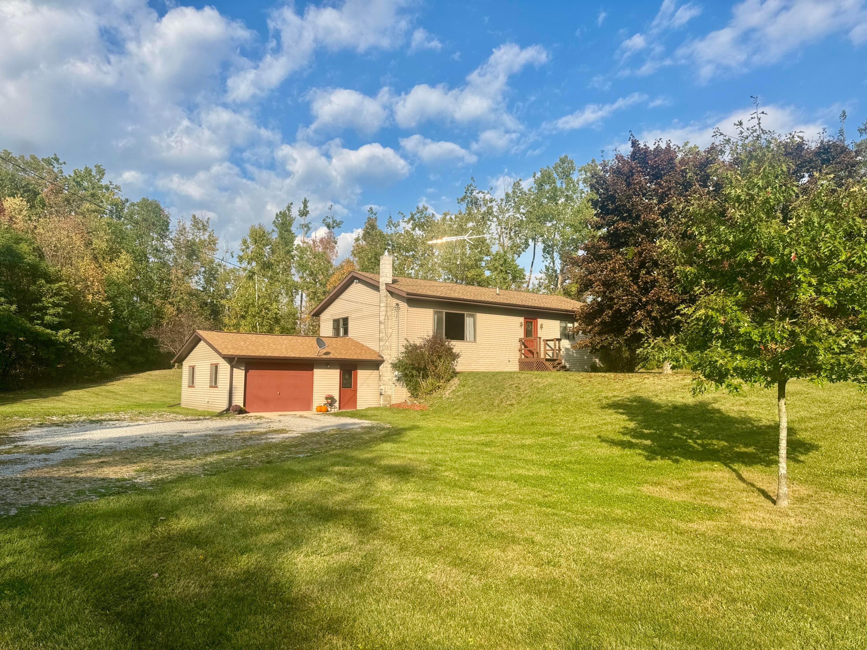 3101 East Miller Road Fairview, MI 48621 - Photo 2 of 37 IMG_5416