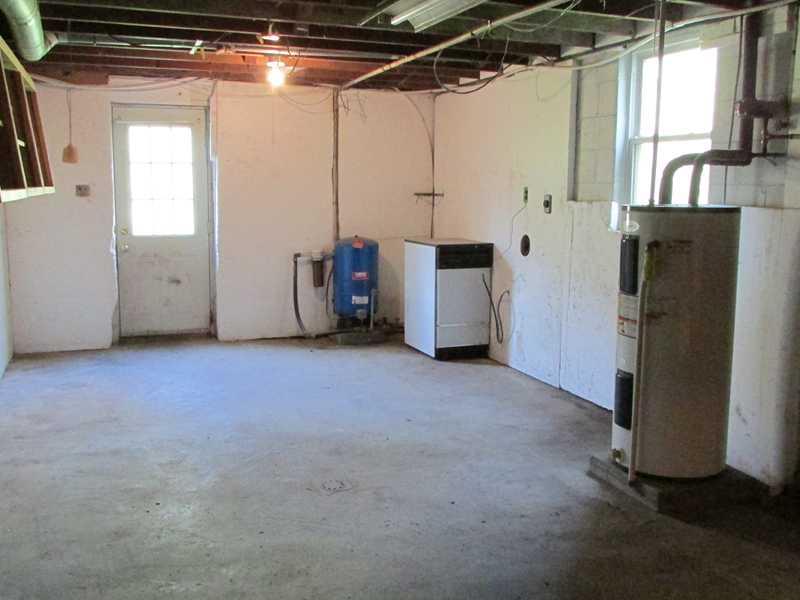 287 Noll Road Georgetown, PA 15043 - Photo 14 of 14 Basement/Game Room.