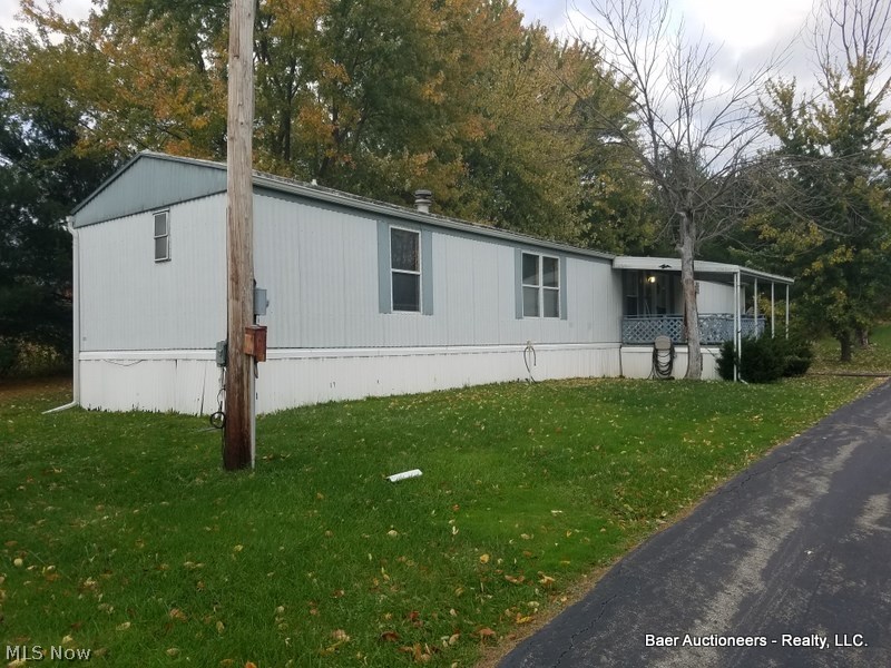 10874 Unity Road New Middletown, OH 44442 - Photo 5 of 7