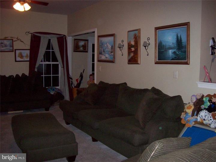 257 Groff Road Quarryville, PA 17566 - Photo 13 of 25 Family Room