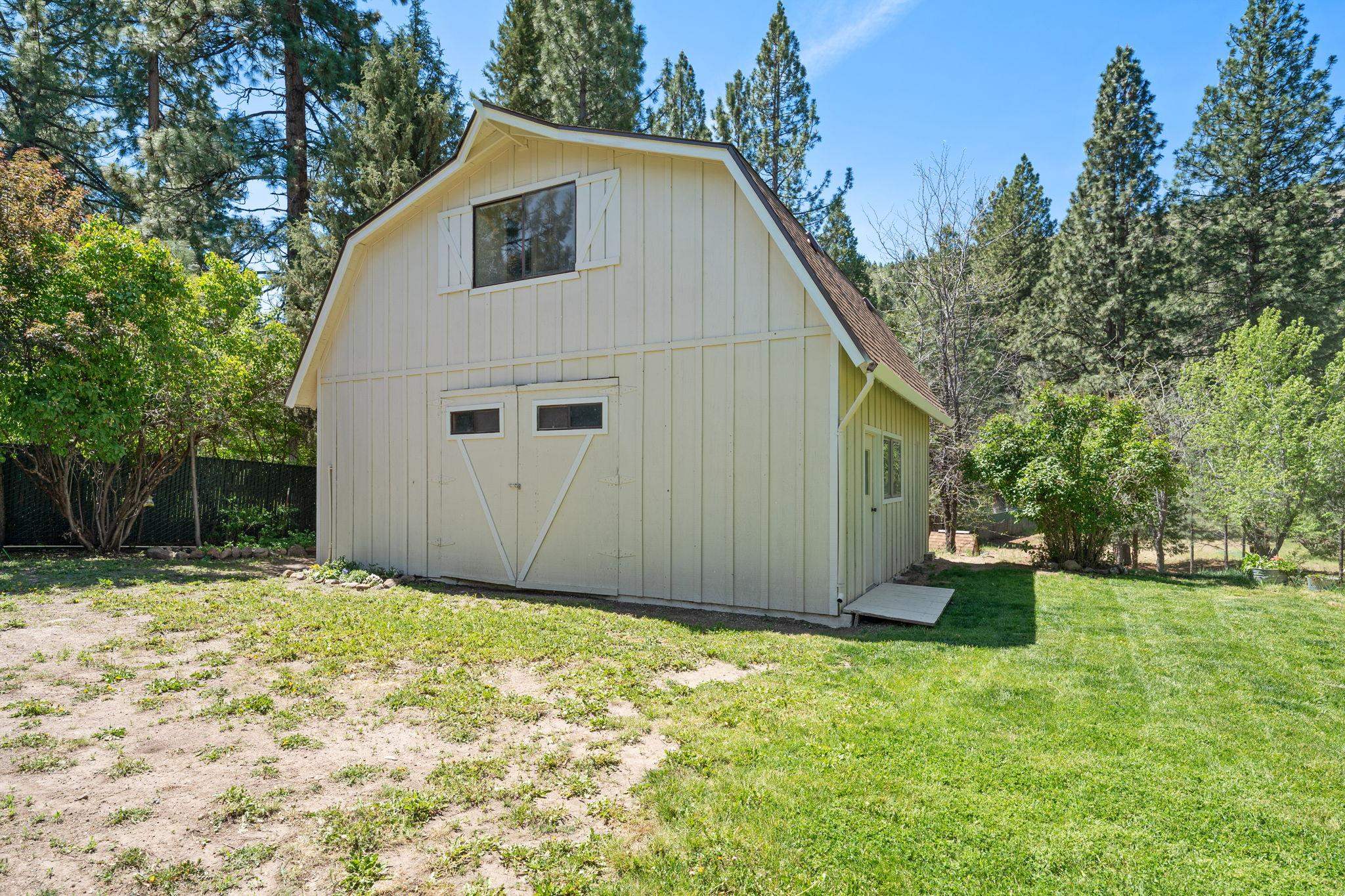 185 Smithneck Road Loyalton, CA 96118 - Photo 7 of 31