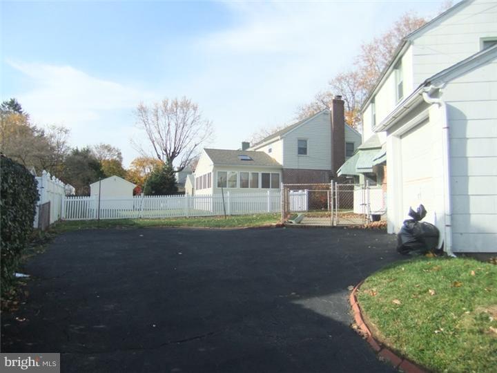 1 South Britton Road Springfield, PA 19064 - Photo 16 of 21