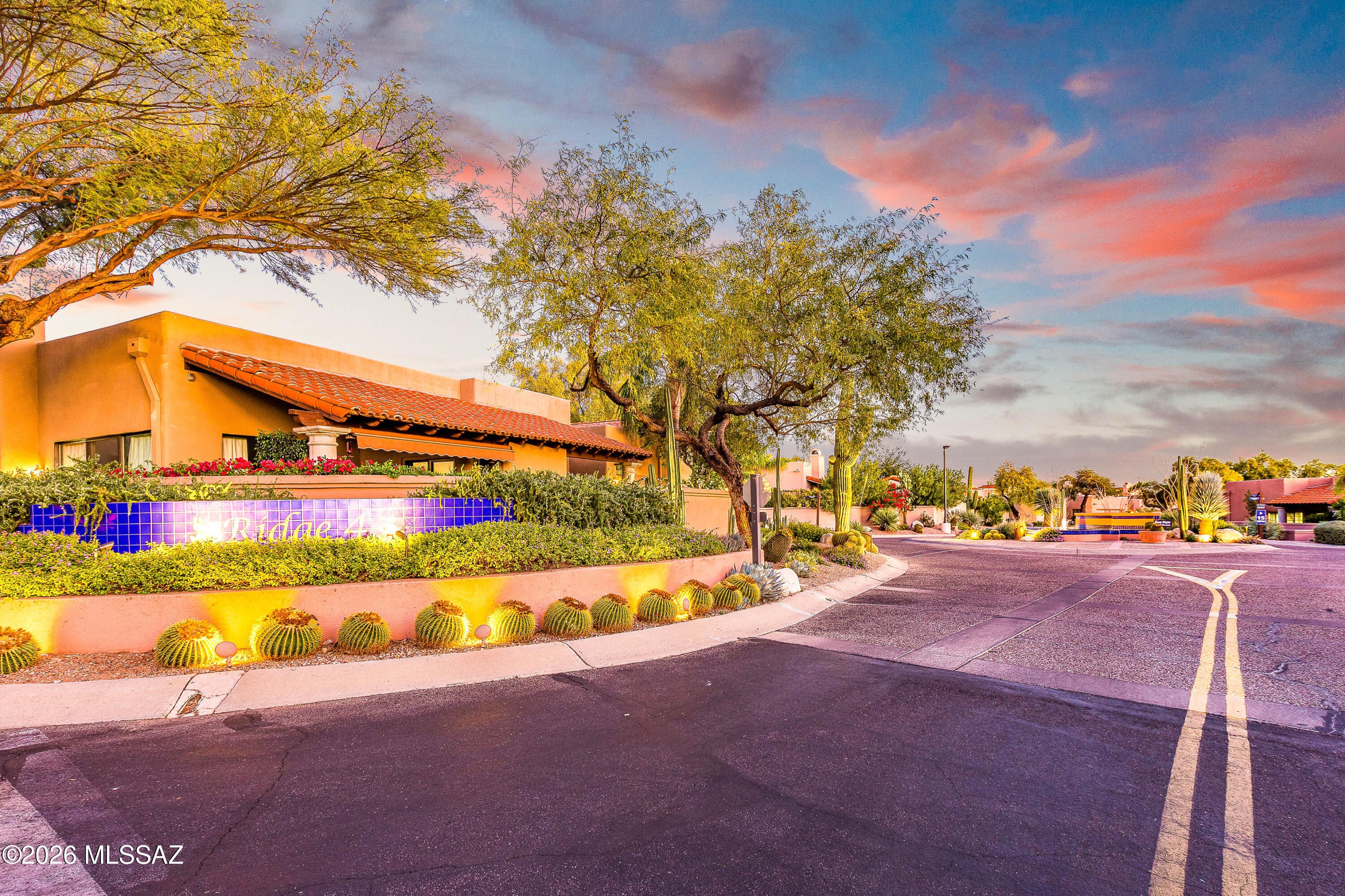 5825 North Misty Ridge Drive Tucson, AZ 85718 - Photo 37 of 39