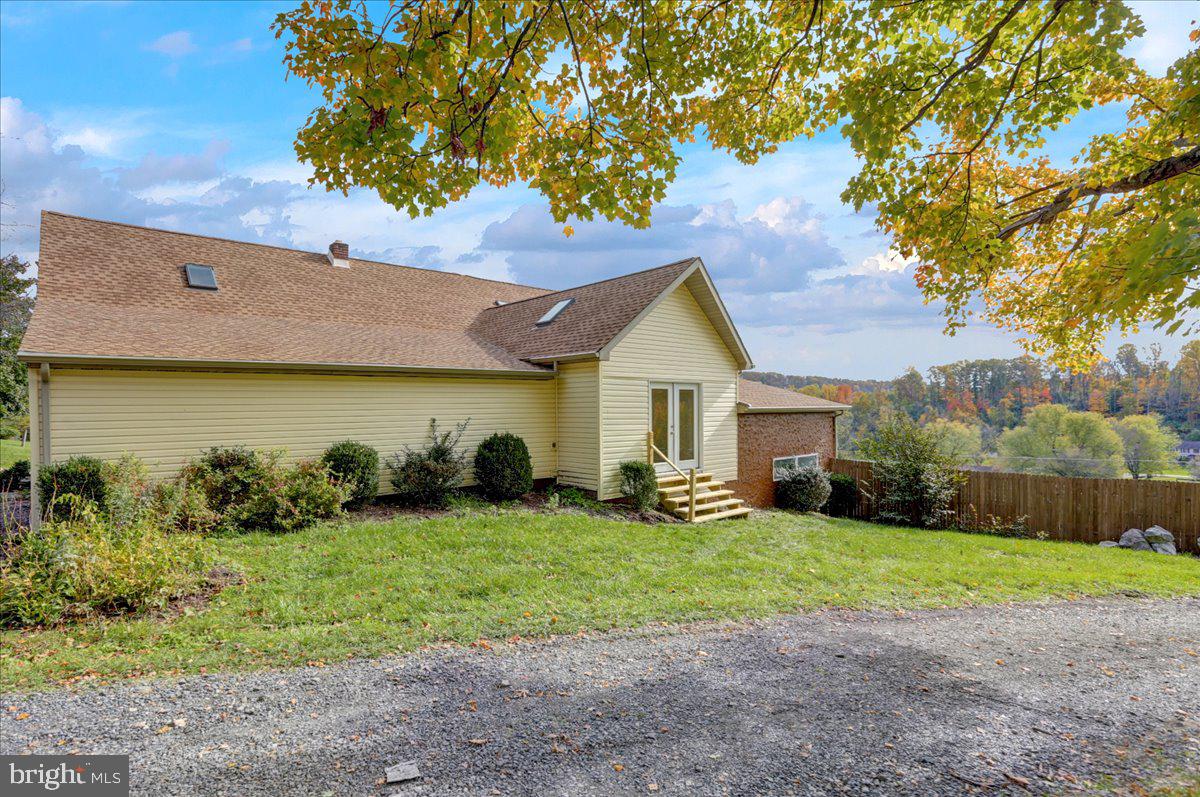 190 Gelsinger Road Sinking Spring, PA 19608 - Photo 31 of 36