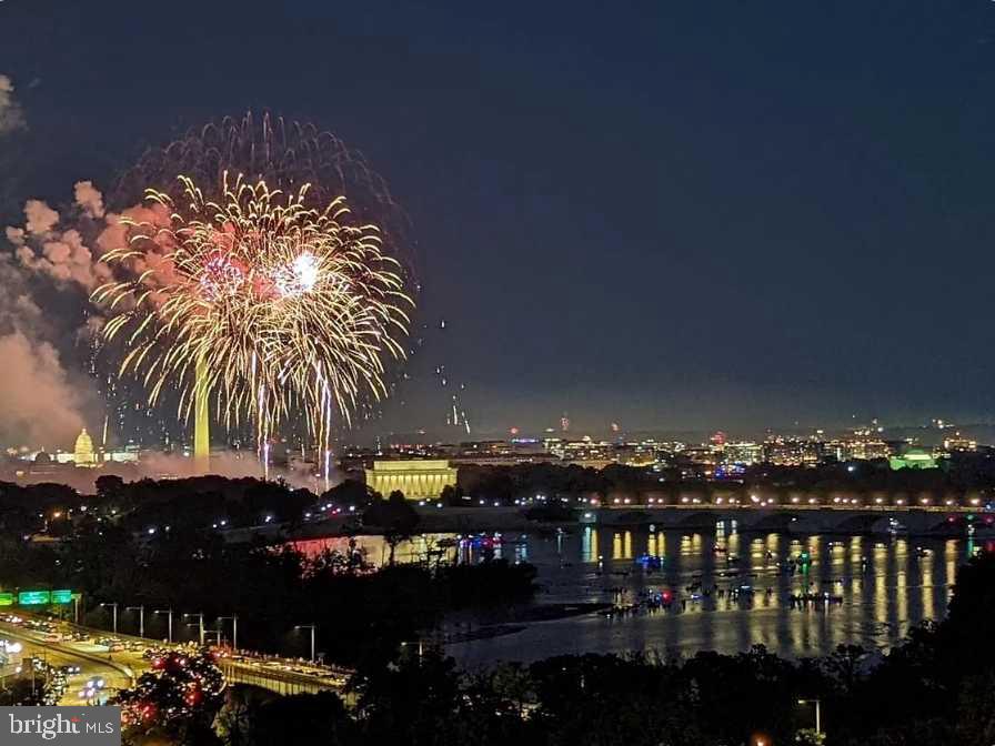 1011 Arlington Boulevard, Unit 1030 Arlington, VA 22209 - Photo 16 of 26 a view of a water fountain and floor to yard