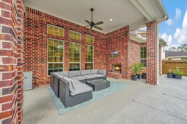 $999,000 | 15026 Blossom Bay Drive, Houston, TX 77059