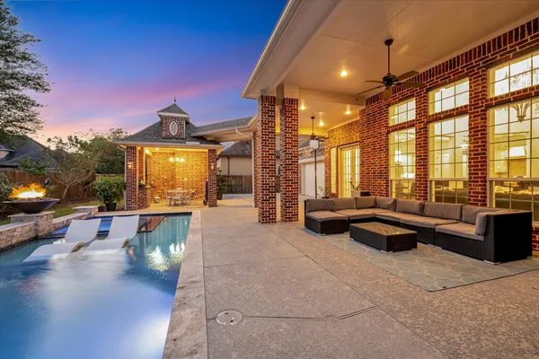 $999,000 | 15026 Blossom Bay Drive, Houston, TX 77059