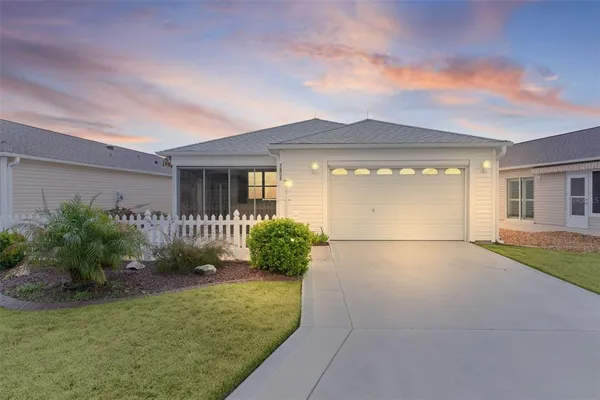 $290,000 | 1808 Hallandale Lane, The Villages, FL 32162