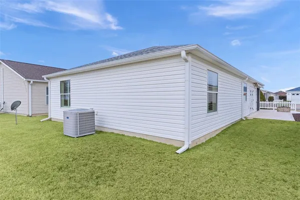 $290,000 | 1808 Hallandale Lane, The Villages, FL 32162