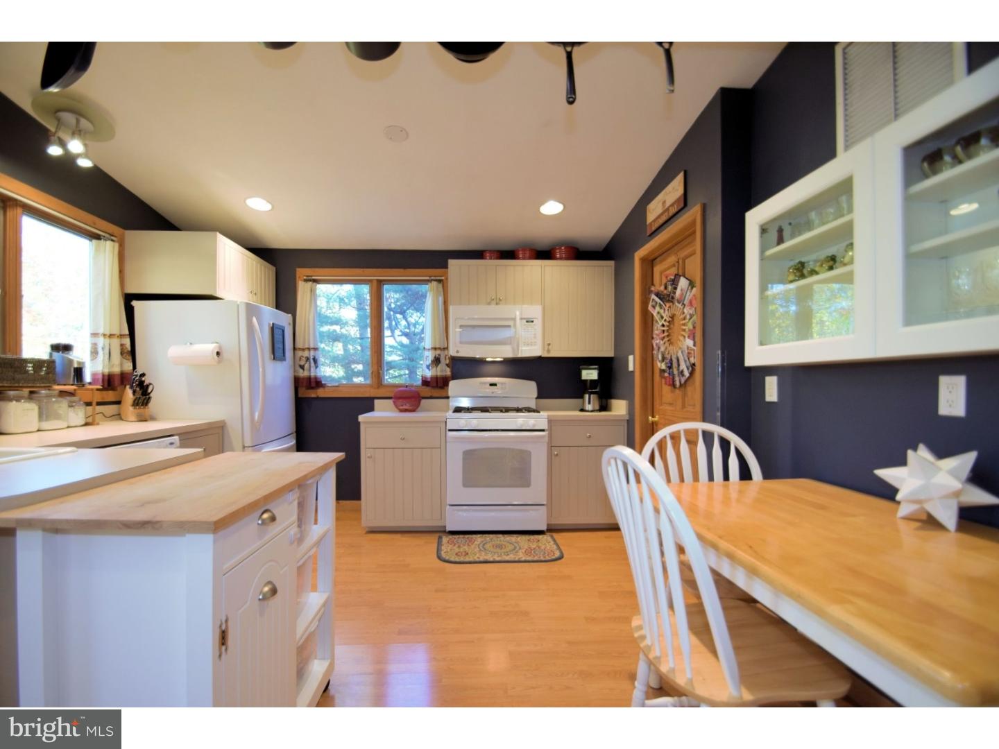 481 Greystone Road Ambler, PA 19002 - Photo 10 of 25 Gallery Image 10