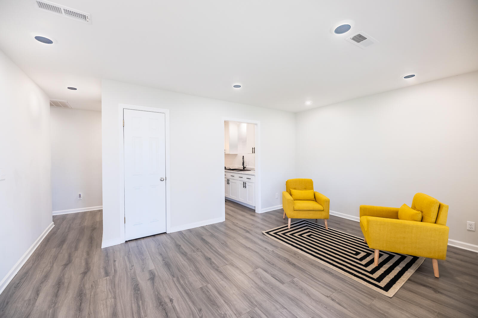 113 Pinewood Street Ladson, SC 29456 - Photo 3 of 21 KSC-113 Pinewood Street 4 of 28