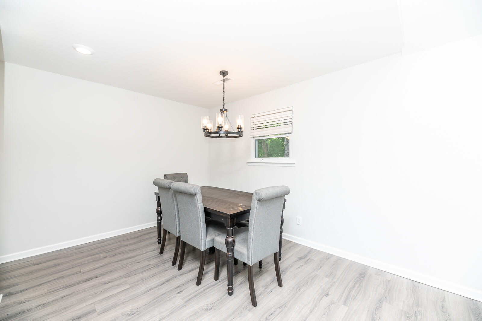 113 Pinewood Street Ladson, SC 29456 - Photo 6 of 21 KSC-113 Pinewood Street 12 of 28