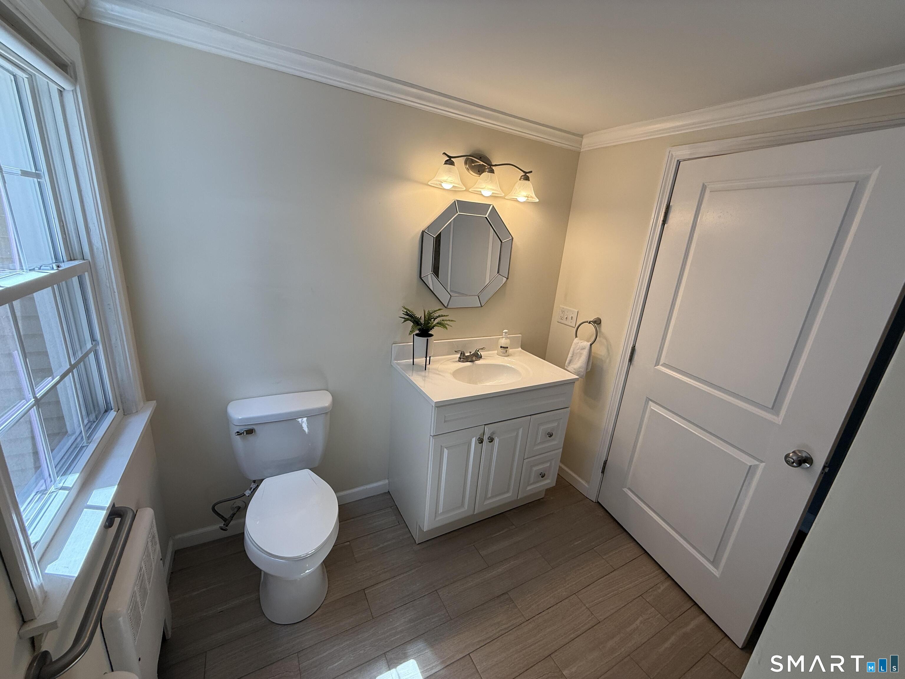 34 Wakeley Road Newington, CT 06111 - Photo 16 of 36