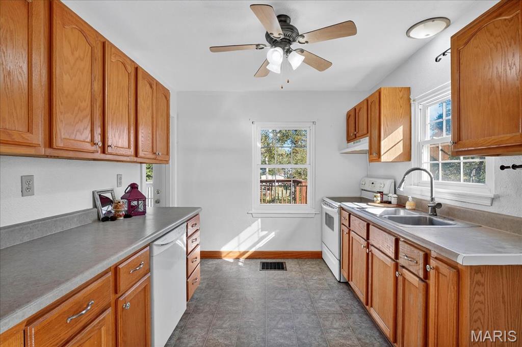 504 Elm Street Godfrey, IL 62035 - Photo 20 of 35