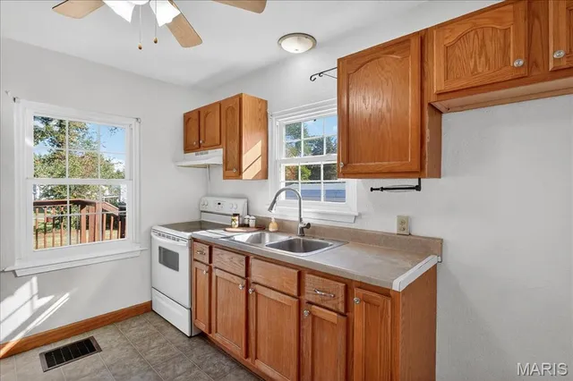 $195,000 | 504 Elm Street, Godfrey, IL 62035