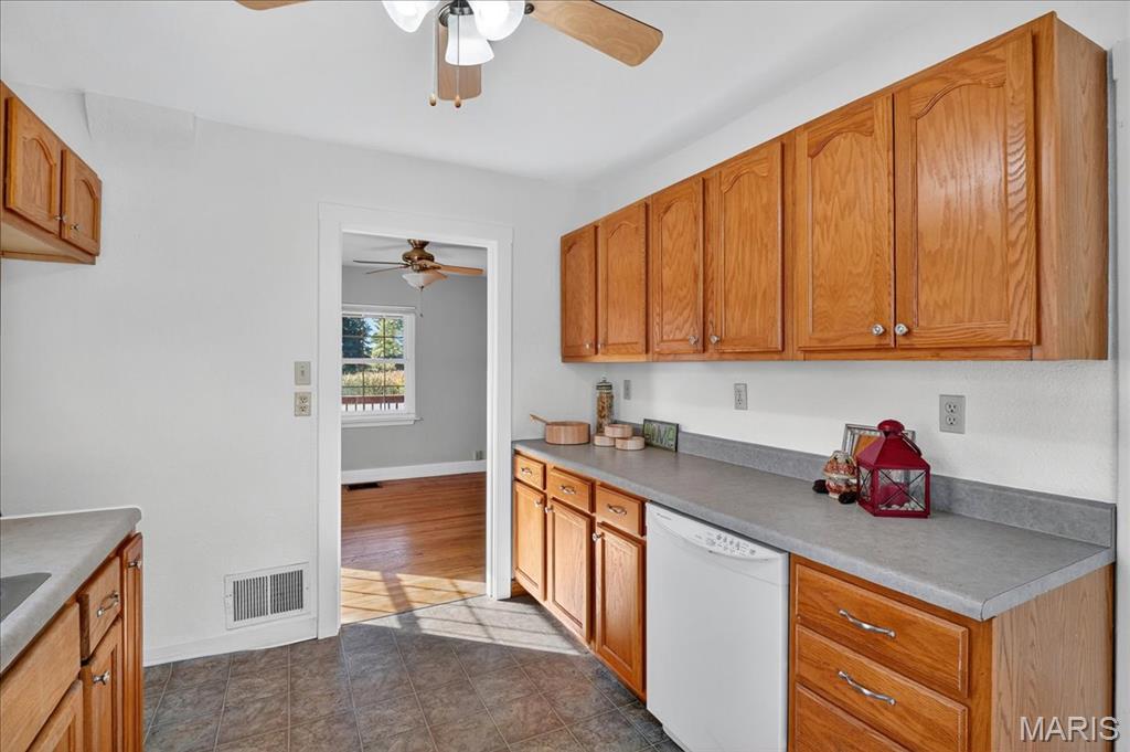 504 Elm Street Godfrey, IL 62035 - Photo 22 of 35