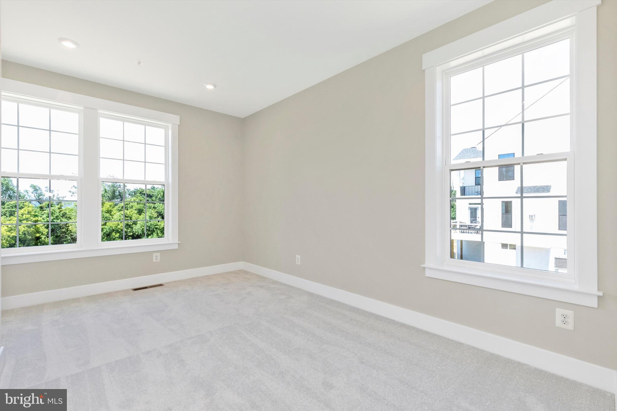 7026 Ridge Road Frederick, MD 21702 - Photo 8 of 53