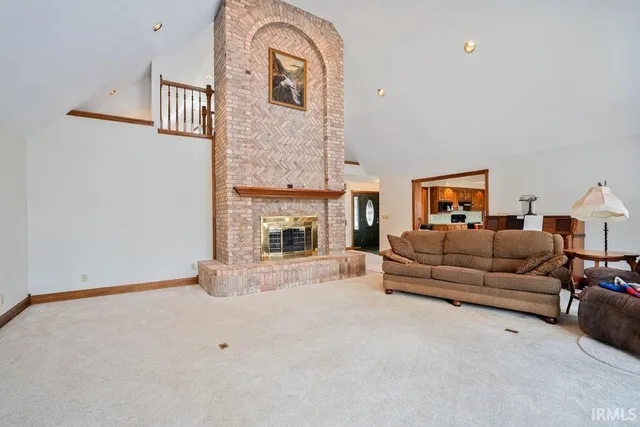 $575,000 | 12208 County Rd West 00 N South, Russiaville, IN 46979