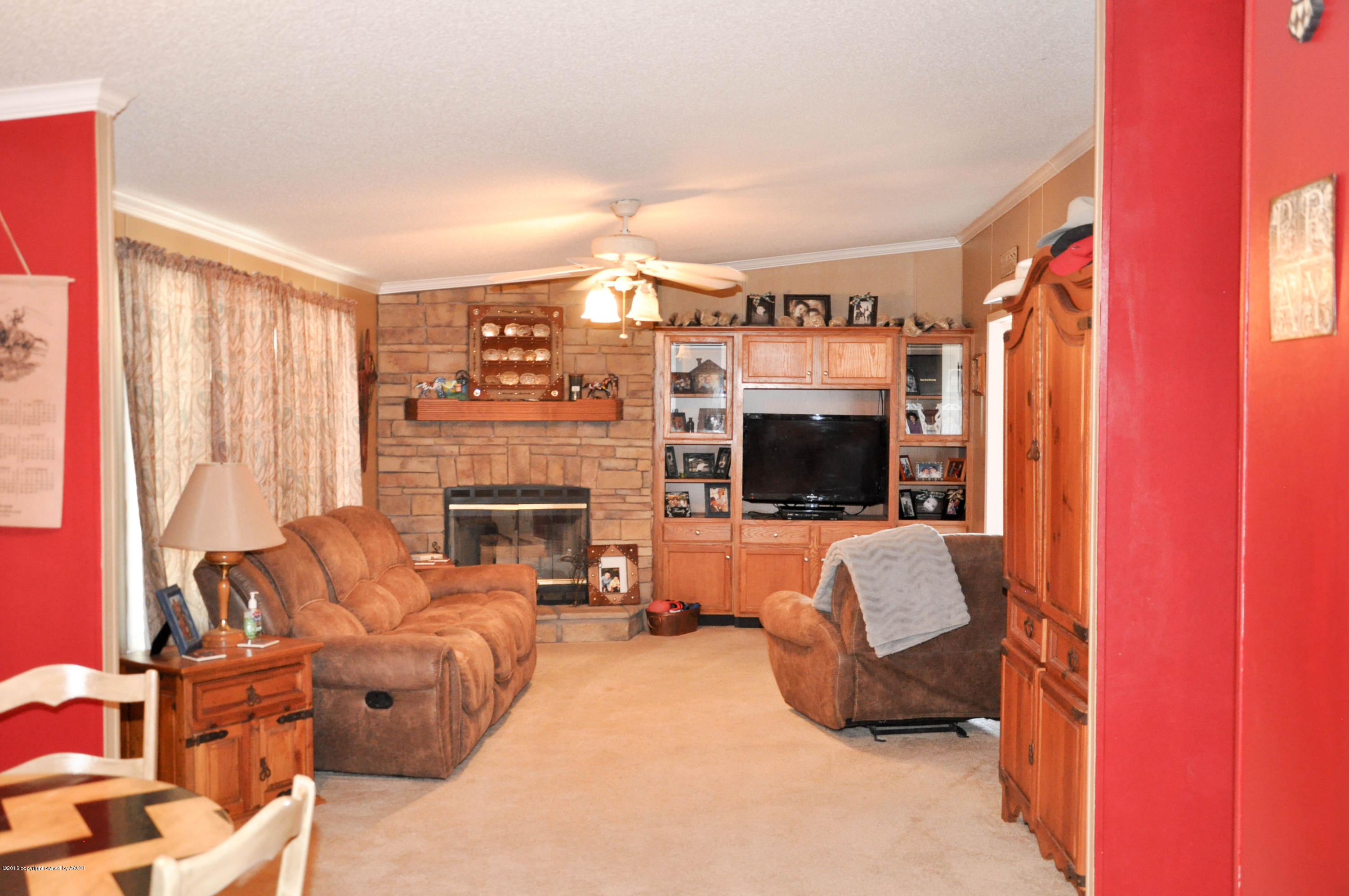 12301 Headquarters Road Amarillo, TX 79124 - Photo 5 of 32 Living Room