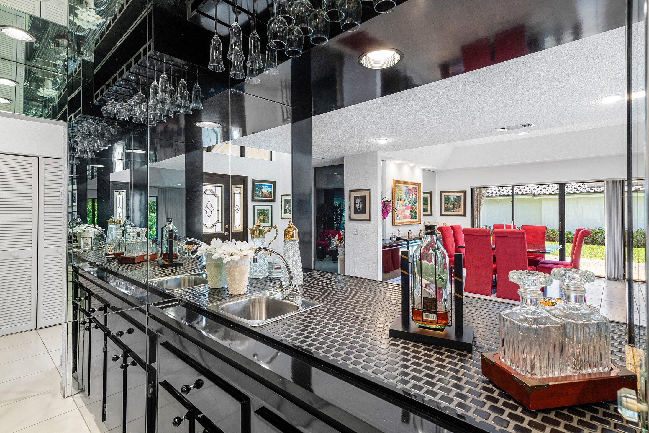 56 Woods Lane Boynton Beach, FL 33436 - Photo 21 of 77 028-56WoodsLane-BoyntonBeach-FL-33436-SM