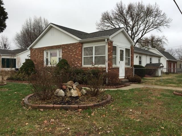 1151 St George Road Evansville, IN 47711 - Photo 1 of 25 Gallery Image 1