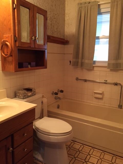 1151 St George Road Evansville, IN 47711 - Photo 9 of 25 Gallery Image 9