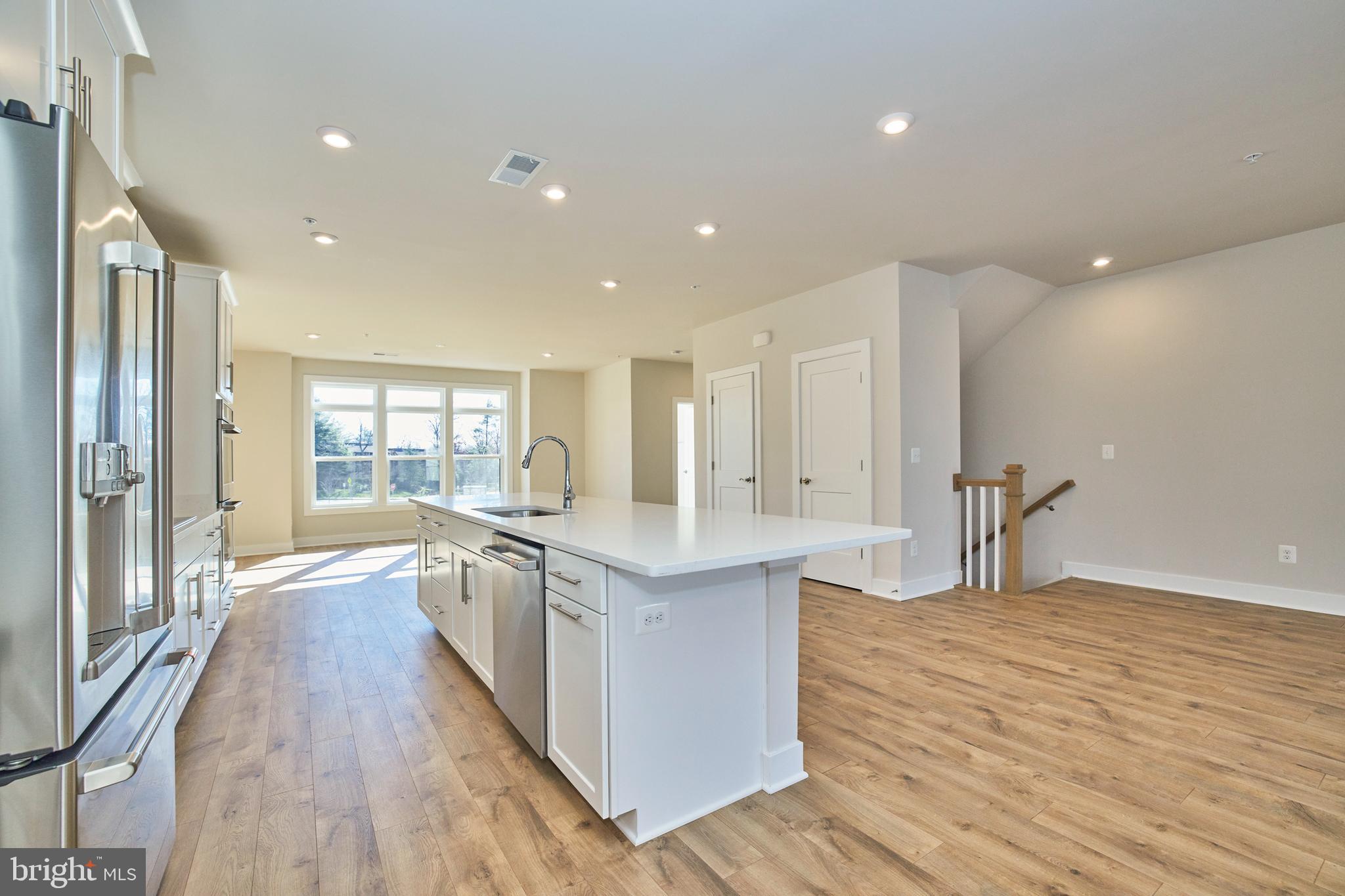 1682 Bandit Loop, Unit 14B Reston, VA 20190 - Photo 7 of 20 Great room d