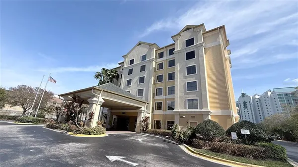 $130,000 | 7601 Canada Avenue, Unit 515, Orlando, FL 32819
