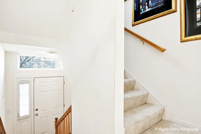 $275,000 | 548 New Haven Drive, Unit 548, Cary, IL 60013