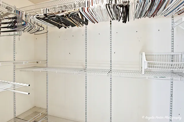 $275,000 | 548 New Haven Drive, Unit 548, Cary, IL 60013