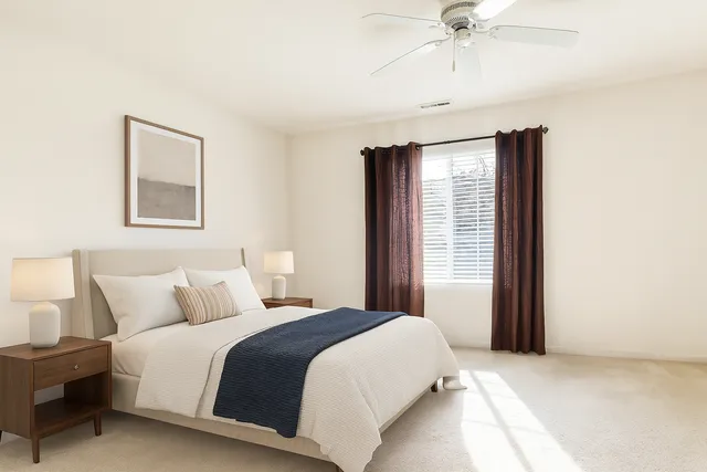 $275,000 | 548 New Haven Drive, Unit 548, Cary, IL 60013