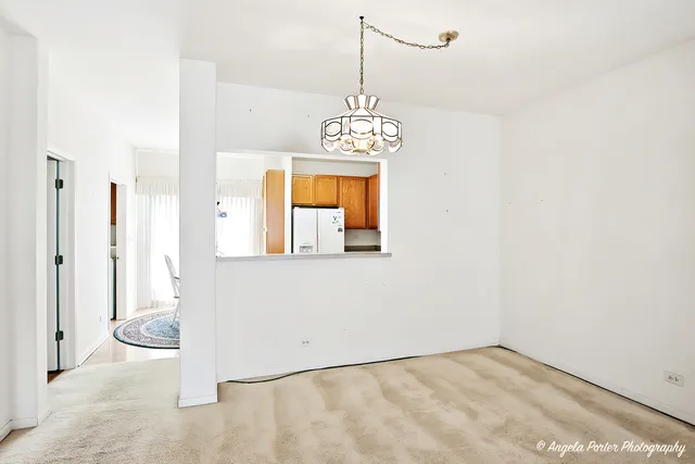 $275,000 | 548 New Haven Drive, Unit 548, Cary, IL 60013