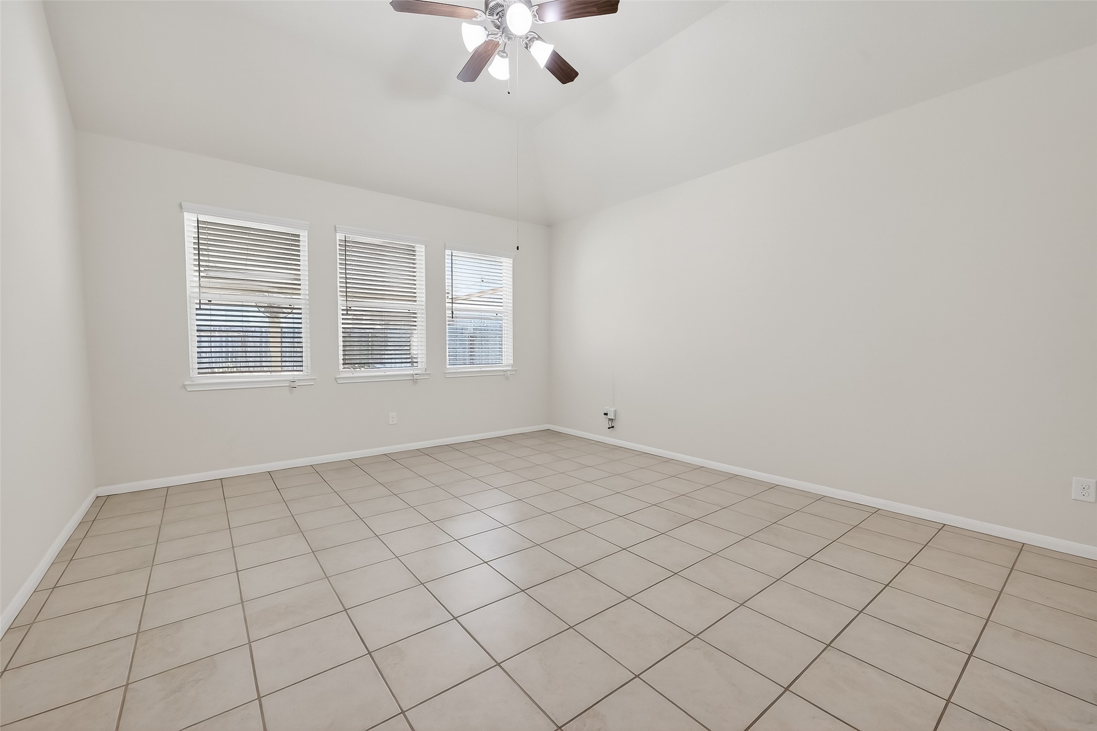 7631 Granite Terrace Lane Houston, TX 77083 - Photo 33 of 46