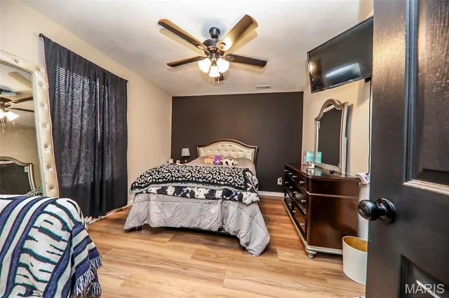 $184,500 | 413 Greenwood Place, Collinsville, IL 62234