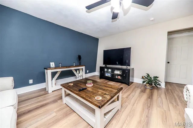 $184,500 | 413 Greenwood Place, Collinsville, IL 62234