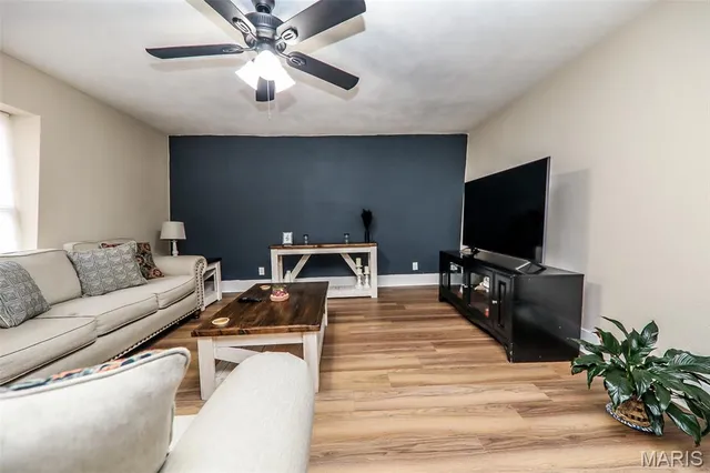 $184,500 | 413 Greenwood Place, Collinsville, IL 62234