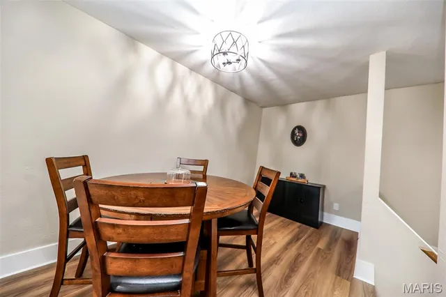 $184,500 | 413 Greenwood Place, Collinsville, IL 62234