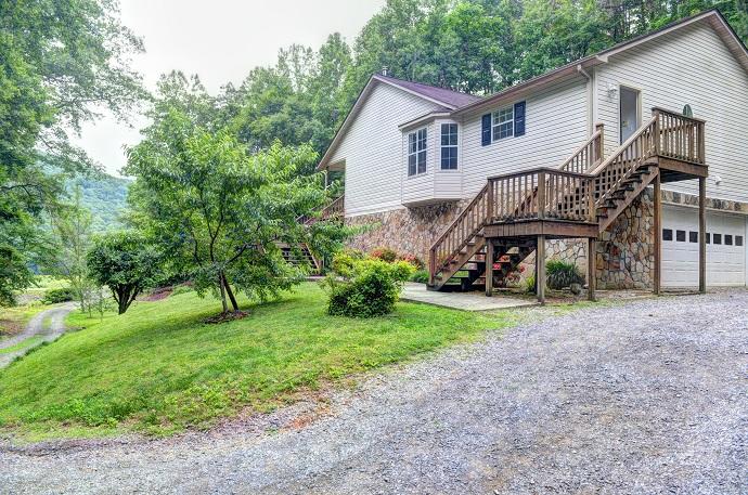 3322 Cranmore Cove Road Dayton, TN 37321 - Photo 2 of 28 2-3322 cranmore cove back