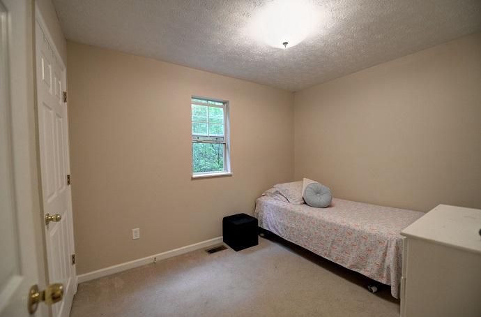 3322 Cranmore Cove Road Dayton, TN 37321 - Photo 18 of 28 10-3322 cranmore cove bed 32