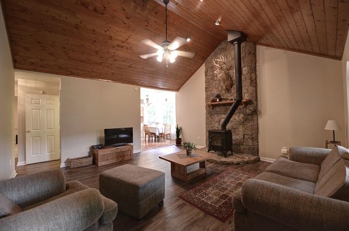 3322 Cranmore Cove Road Dayton, TN 37321 - Photo 3 of 28 3-3322 cranmore cove living