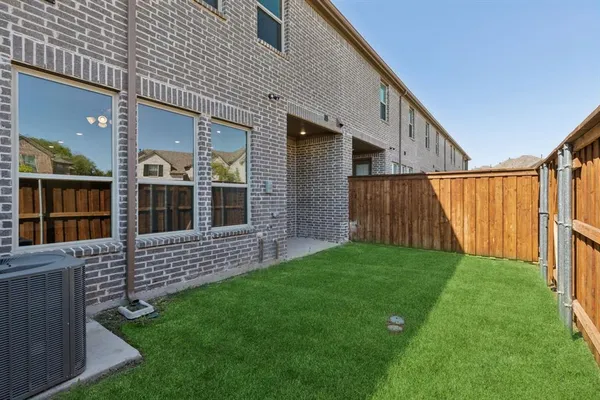 $529,000 | 2933 Hamilton Street, Lewisville, TX 75067